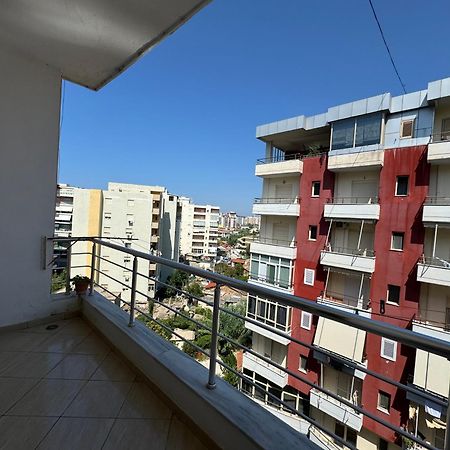 Elegant Apartment In Lungomare - N 23 Vlore Exterior photo