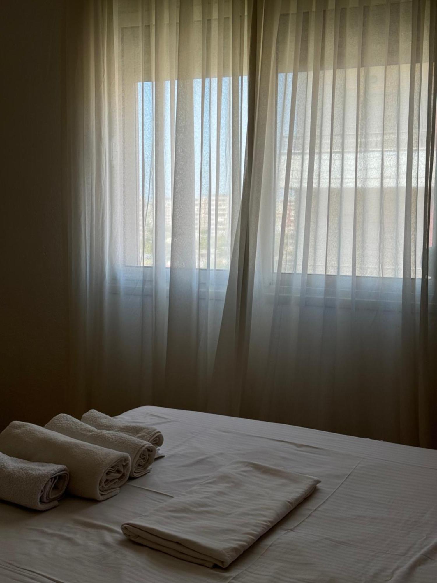 Elegant Apartment In Lungomare - N 23 Vlore Exterior photo