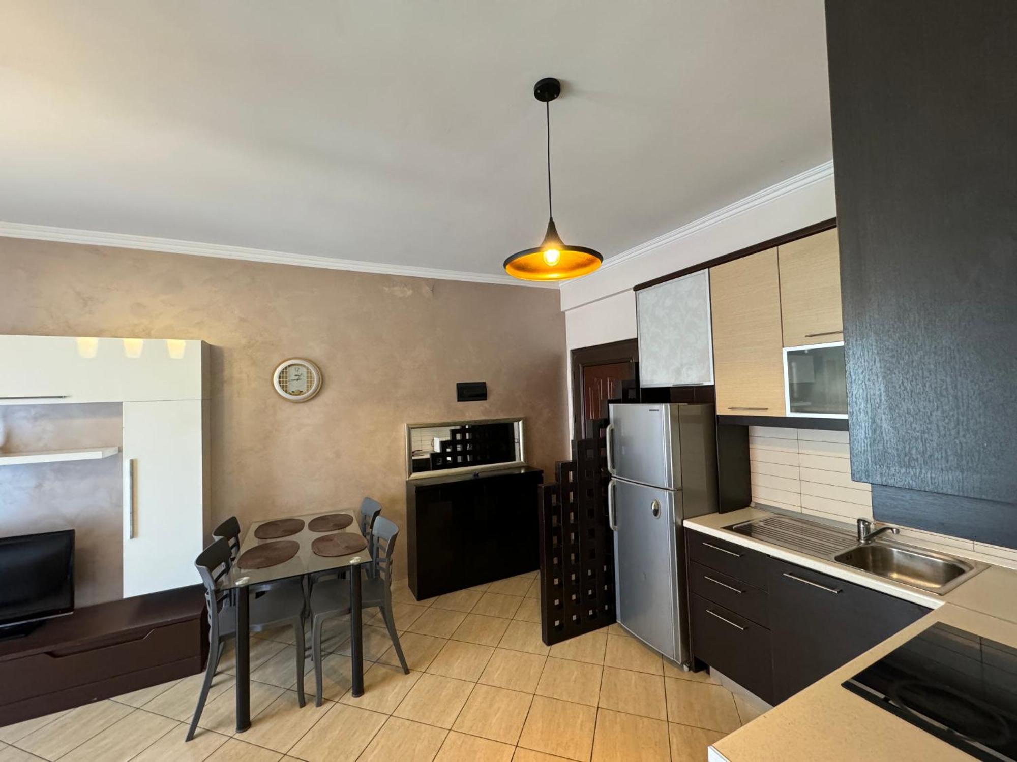 Elegant Apartment In Lungomare - N 23 Vlore Exterior photo