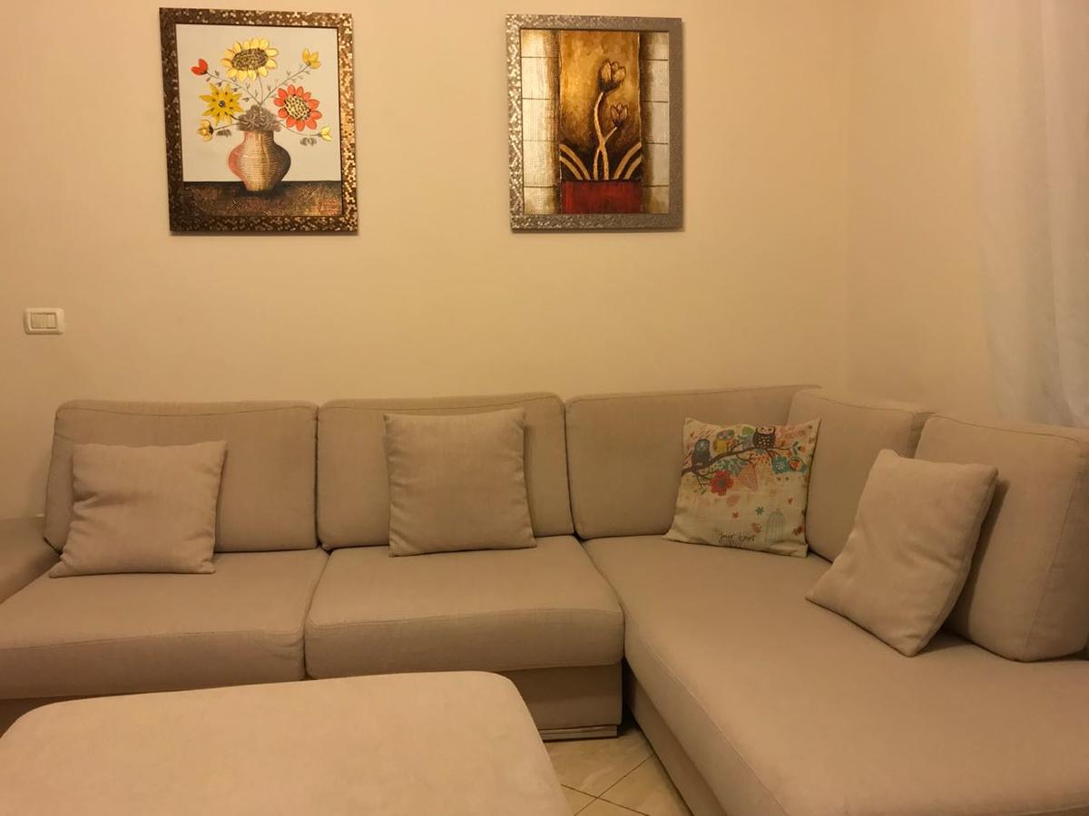 Elegant Apartment In Lungomare - N 23 Vlore Exterior photo